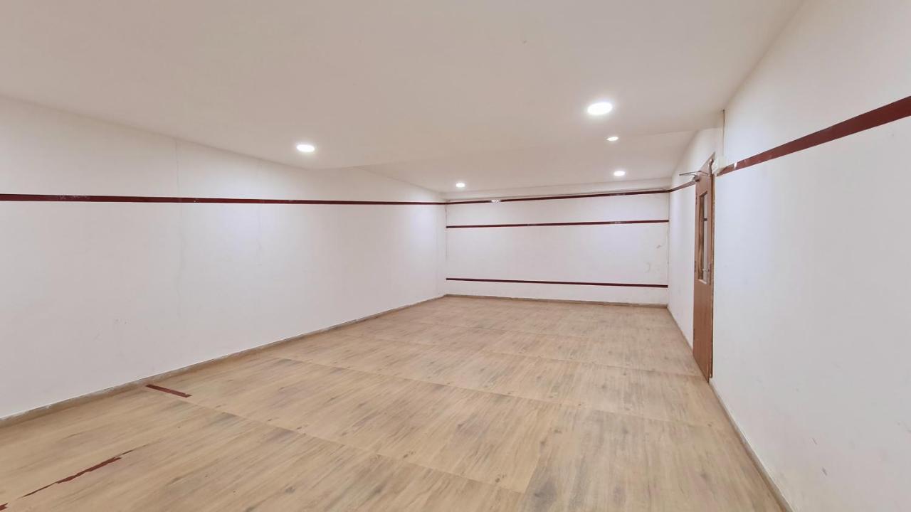 Galaxy Club & Hotel Bijāpur Esterno foto