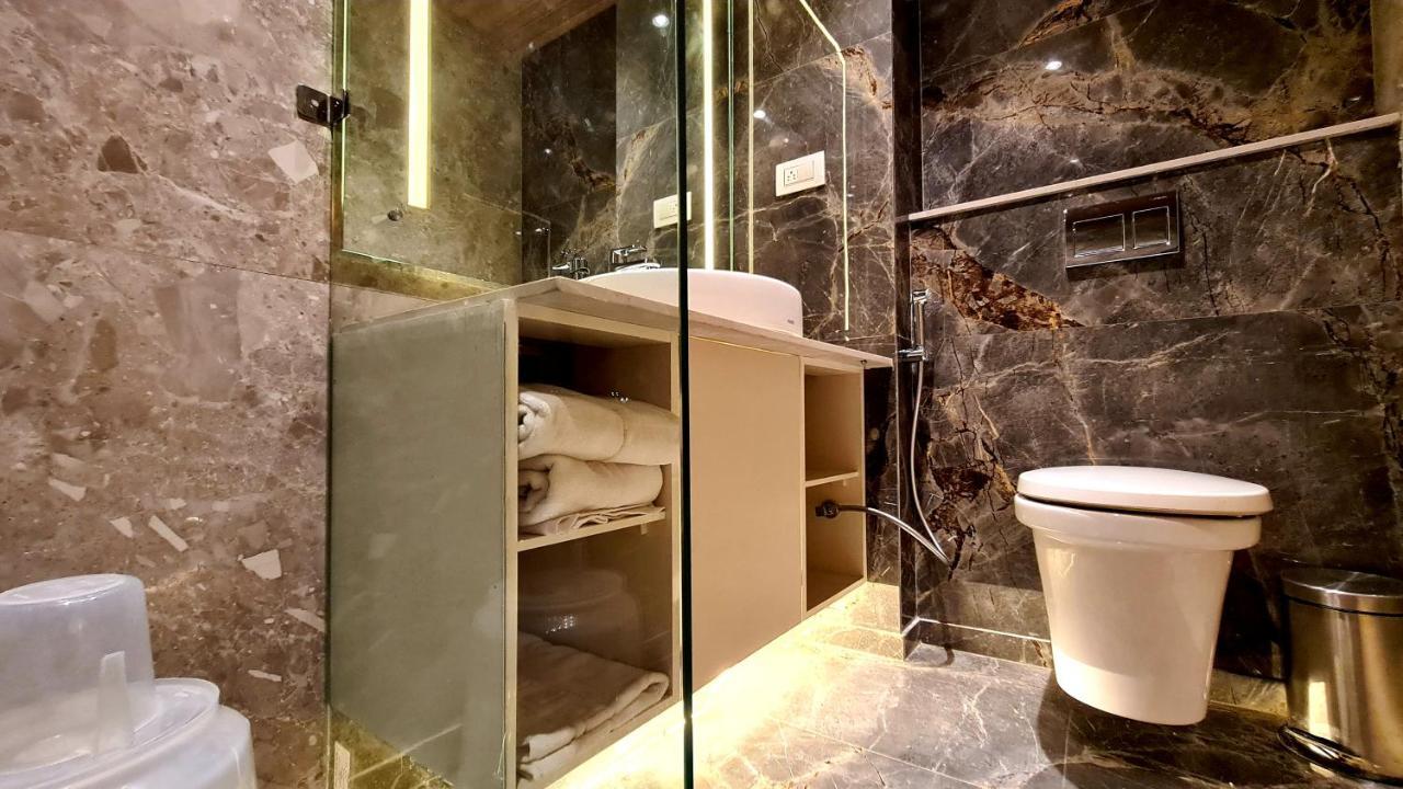 Galaxy Club & Hotel Bijāpur Esterno foto